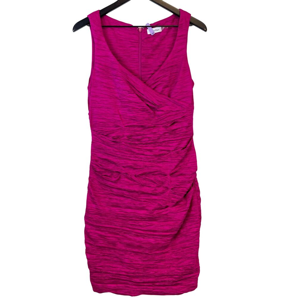 Calvin Klein SIze 8 Textured Ruched Sheath Ripples Mini Dress Pink